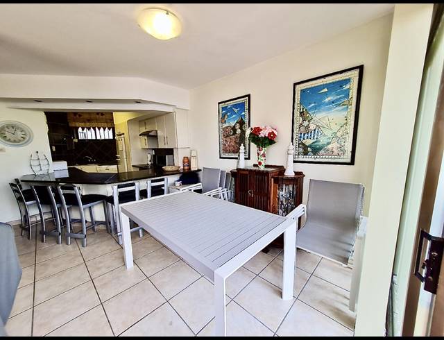 3 BEDROOM APARTMENT FOR SALE IN UMHLANGA CENTRAL